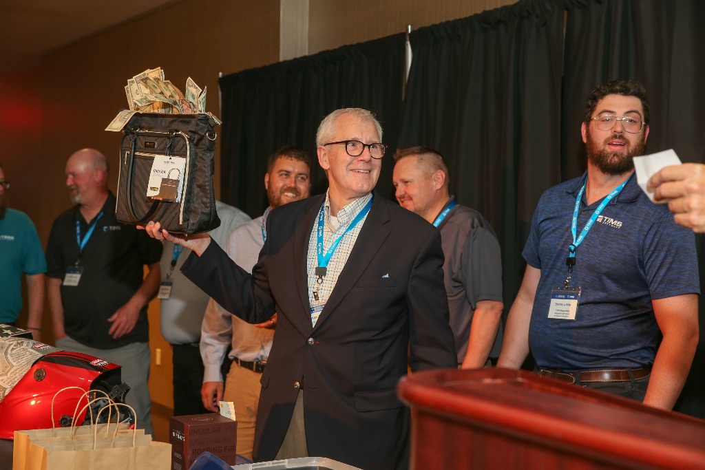 Bruce Gehring of Allegiance Group, and our Gold sponsor, gives away a briefcase of cash to one lucky HME conference attendee. This is an annual tradition at Users Group.