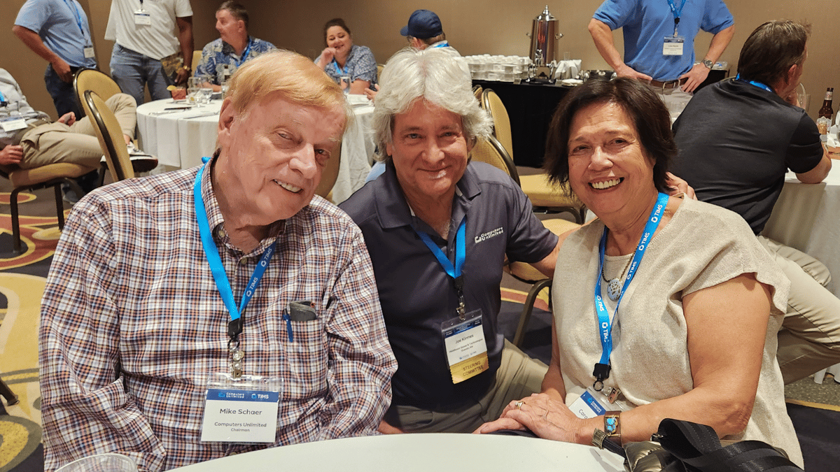 CU Founder, Dr. Mike (left), with this wife Cara (right) spending time with Joe Kirmes of Middlesex Gases and President of the TIMS Industrial Steering Committee.